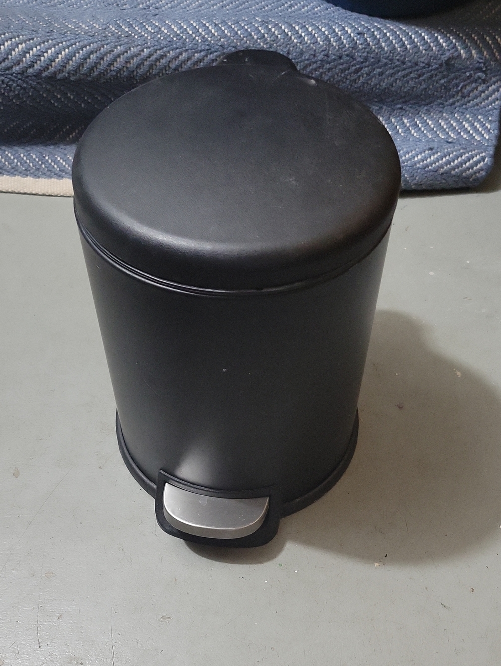Small Black Wastecan With Foot Pedal